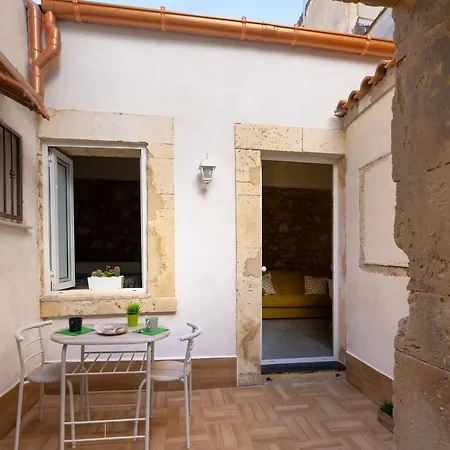 Lejlighed Ma-ri House *